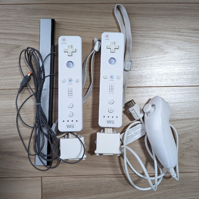 Wii(ウィー)のwii周辺機器まとめ売り エンタメ/ホビーのゲームソフト/ゲーム機本体(その他)の商品写真