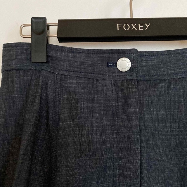 FOXEY(フォクシー)のフォクシー◇Brooke Skirt デニムスカート　40 レディースのスカート(ロングスカート)の商品写真