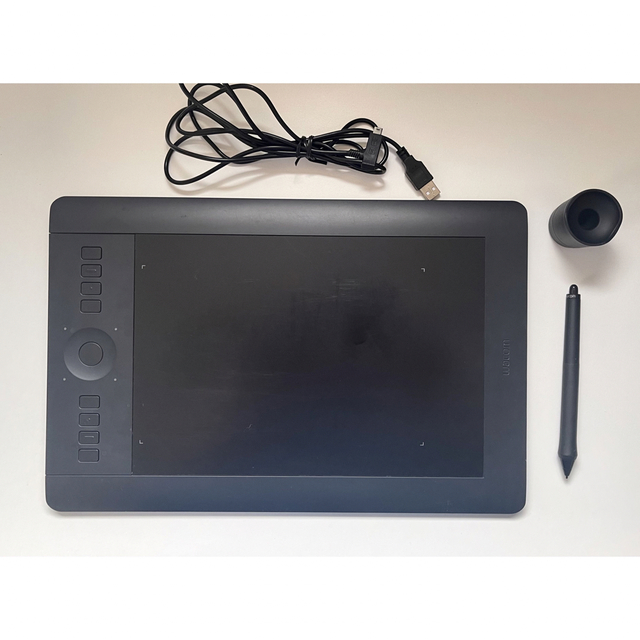 ワコム ペンタブレット intuos Pro Mサイズ