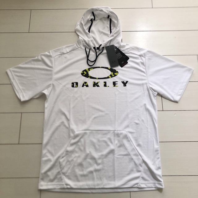 Oakley(オークリー)のEmotion様￥7,150オークリー半袖フーデットプルオーバー【XL】US L メンズのトップス(パーカー)の商品写真