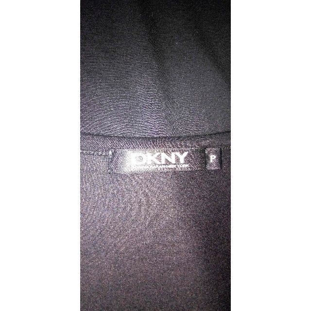 DKNY(ダナキャランニューヨーク)のたく4546様専用 【 未使用品 】　DKNY　黒スムース　デザインワンピース レディースのワンピース(ひざ丈ワンピース)の商品写真