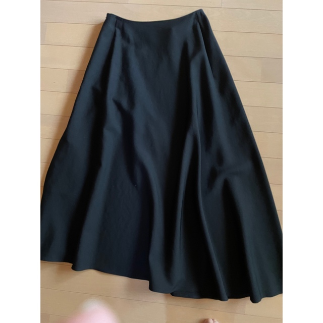 Y's(ワイズ)の新品未使用　ワイズのスカート レディースのスカート(ロングスカート)の商品写真