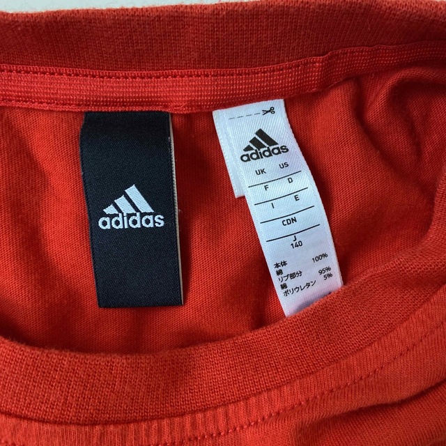 adidas(アディダス)のアディダス　140 キッズ/ベビー/マタニティのキッズ服男の子用(90cm~)(Tシャツ/カットソー)の商品写真