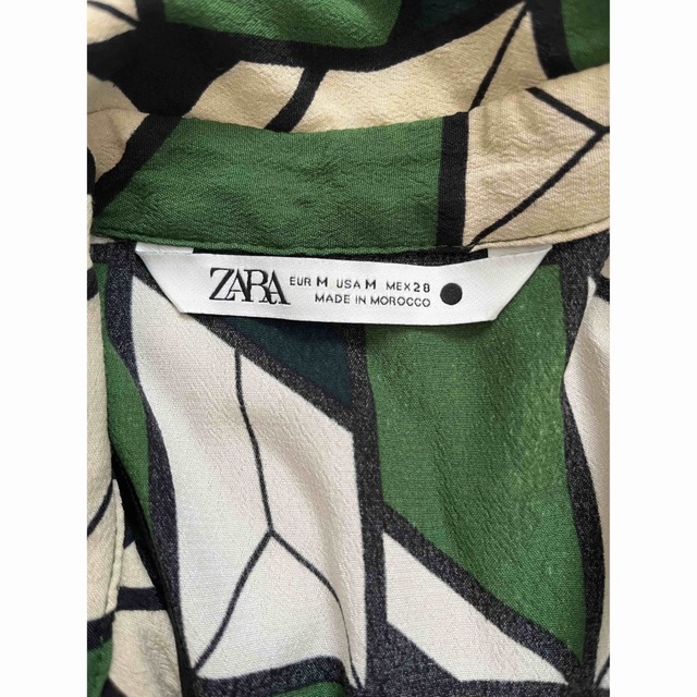 ZARA(ザラ)の美品　ZARA ザラ　トップス　シャツ　ブラウス　ジャケット　幾何学模様　人気 レディースのトップス(シャツ/ブラウス(長袖/七分))の商品写真
