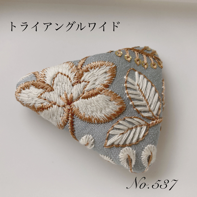 パッチンピン ヘアピン 537 ハンドメイド インド刺繍リボンの通販 by moekano｜ラクマ