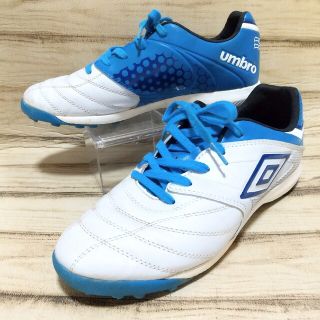 アンブロ(UMBRO)のタナ様専用　アンブロ　サッカートレーニングシューズ　ワイド　24cm(その他)