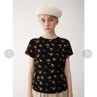 マウジー(moussy)のマウジー　花柄 ドット トップス 半袖Tシャツ(Tシャツ(半袖/袖なし))