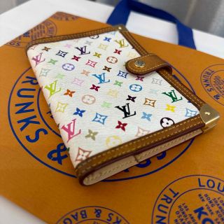 ルイヴィトン(LOUIS VUITTON)の限定紙袋付き　LV  LOUIS VUITTON マルチカラー手帳(その他)