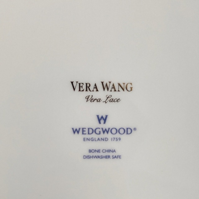 WEDGWOOD(ウェッジウッド)のwedge wood verawangお皿　2枚セット エンタメ/ホビーのエンタメ その他(その他)の商品写真