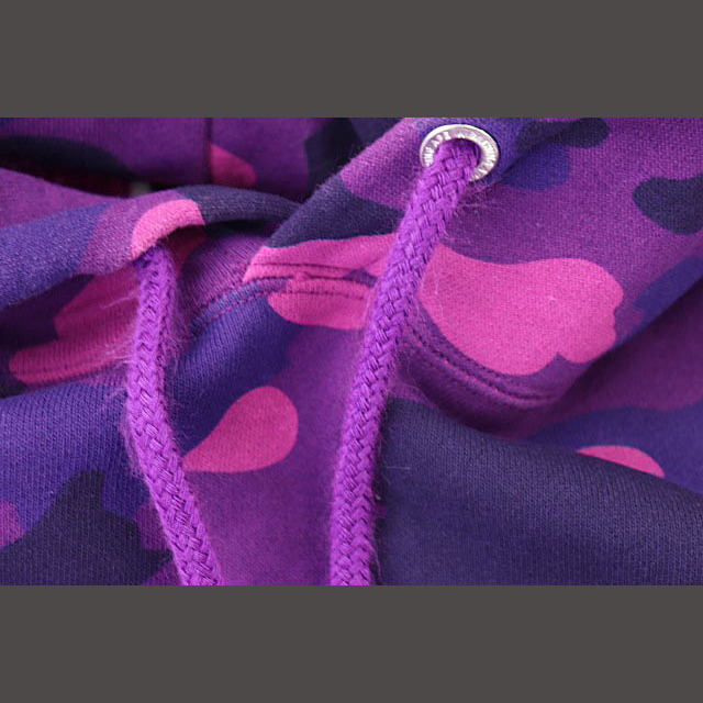 A BATHING APE - アベイシングエイプ APE BAPE ロゴ 迷彩 プルオーバー