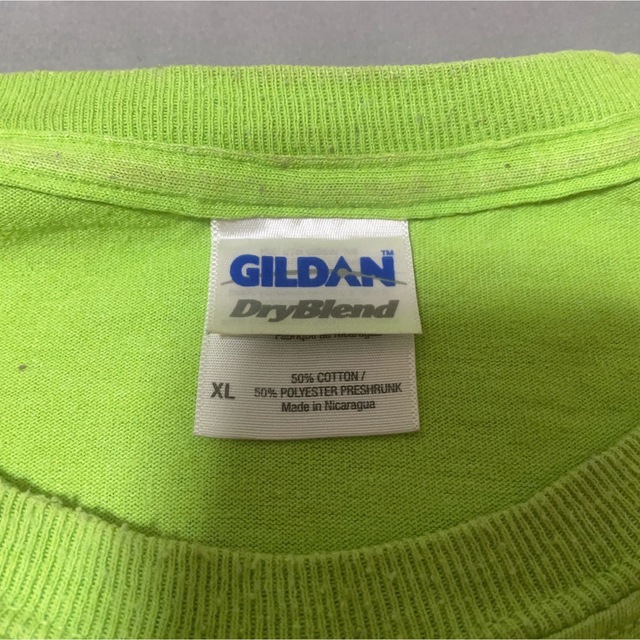 GILDAN(ギルタン)のGILDAN ギルダン　Tシャツ　XLサイズ　ライトグリーン　黄緑　USA古着 メンズのトップス(Tシャツ/カットソー(半袖/袖なし))の商品写真