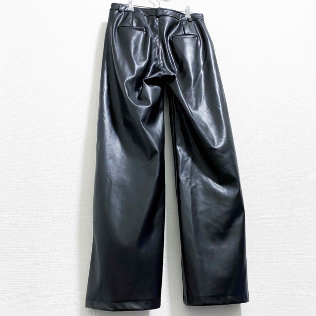 VINTAGE(ヴィンテージ)のvintage fake leather design wide pants メンズのパンツ(ワークパンツ/カーゴパンツ)の商品写真