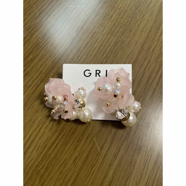 GRL(グレイル)のフラワーピアス レディースのアクセサリー(ピアス)の商品写真