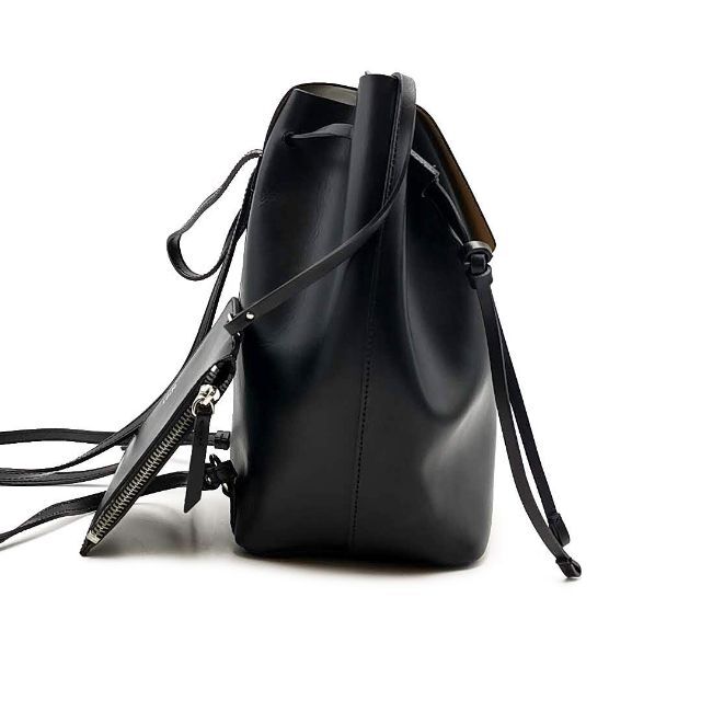 美品 ヌメロヴェントゥーノ N°21 レザー リュック 03-23041908-