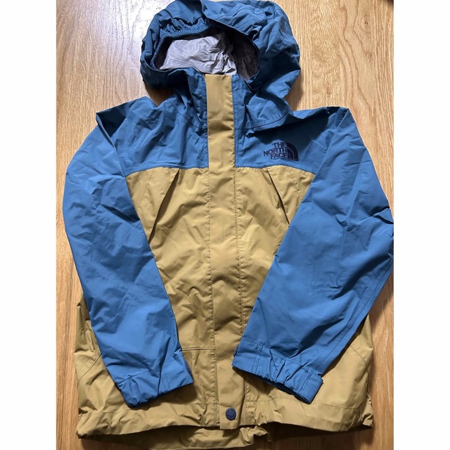 THE NORTH FACE(ザノースフェイス)の【美品】THA NORTH FACE  キッズドットショットジャケット キッズ/ベビー/マタニティのキッズ服男の子用(90cm~)(ジャケット/上着)の商品写真