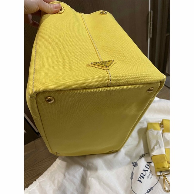 PRADA - 極美品☆プラダカナパ☆イエローMサイズの通販 by A-style's ...