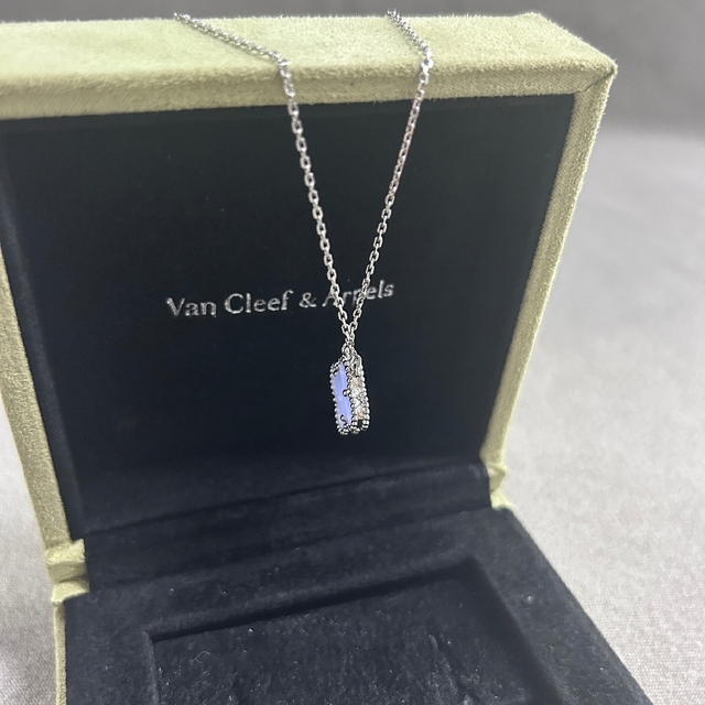 SALE高品質】 Van Cleef  Arpels ヴァンクリーフアーペル ヴィンテージアルハンブラ ペンダントの通販 by senty's  shop｜ヴァンクリーフアンドアーペルならラクマ