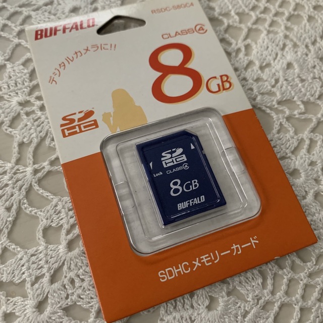 Buffalo(バッファロー)のBUFFALO Class4 SDHCカード 8GB  スマホ/家電/カメラのカメラ(その他)の商品写真