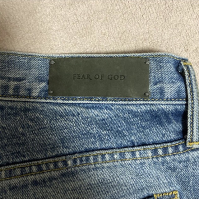 FEAR OF GOD(フィアオブゴッド)の納品書付き FEAR OF GOD SELVEDGE DENIM 4th デニム メンズのパンツ(デニム/ジーンズ)の商品写真