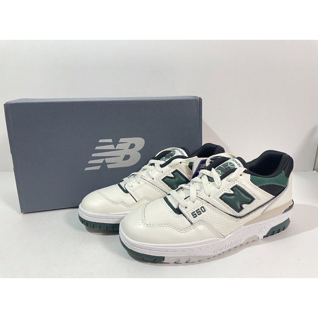 New Balance(ニューバランス)の【新品】24cm New Balance 550 "Pine Green" レディースの靴/シューズ(スニーカー)の商品写真