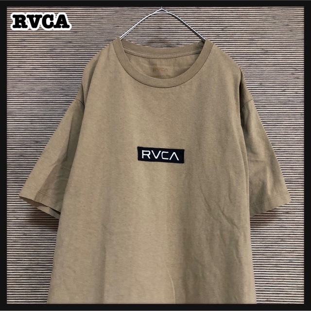 RVCA(ルーカ)の【ルーカ】半袖Tシャツ　ワンポイントロゴ　ベージュ　RVCA　ワッペン16 メンズのトップス(Tシャツ/カットソー(半袖/袖なし))の商品写真