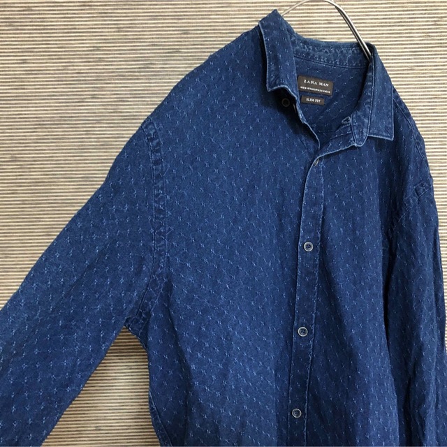 ZARA(ザラ)の【ザラマン】長袖シャツ　インディゴブルー　総柄　幾何学ヘリンボーン16 メンズのトップス(シャツ)の商品写真