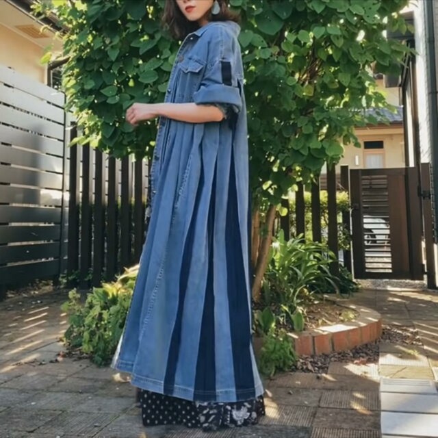 Ameri VINTAGE(アメリヴィンテージ)のKOH.style バックプリーツデニムシャツドレスワンピース yukko レディースのワンピース(ロングワンピース/マキシワンピース)の商品写真