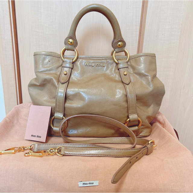 miumiu - 【美品】♡ミュウミュウ♡本革2wayショルダートートバック