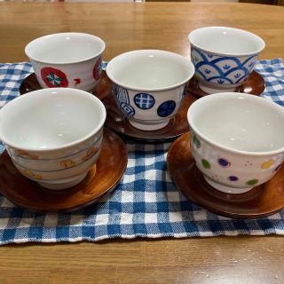 ☆中村玉緒ブランド 湯のみ&茶托5組(食器)