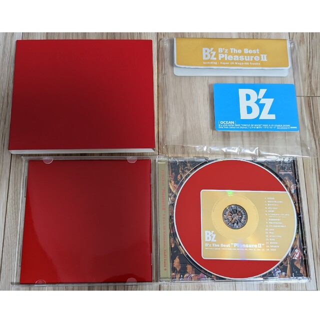 B'z(ビーズ)のB’z ベストアルバム 4作品セット Pleasure Treasure 他 エンタメ/ホビーのCD(ポップス/ロック(邦楽))の商品写真