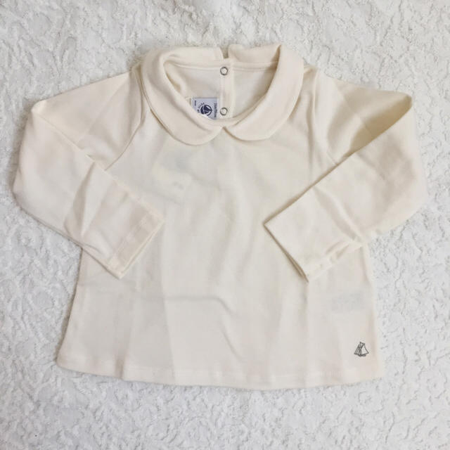 PETIT BATEAU(プチバトー)のsale☆24M プチバトー  裏起毛衿つき長袖カットソー キッズ/ベビー/マタニティのベビー服(~85cm)(シャツ/カットソー)の商品写真