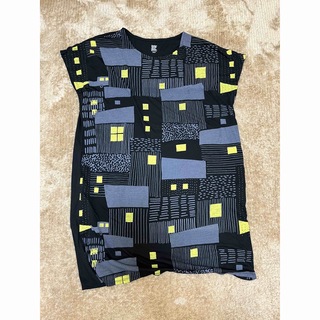 グラニフ(Design Tshirts Store graniph)のグラニフ　ワンピース　チュニック　黒　黄色　夜の街(チュニック)