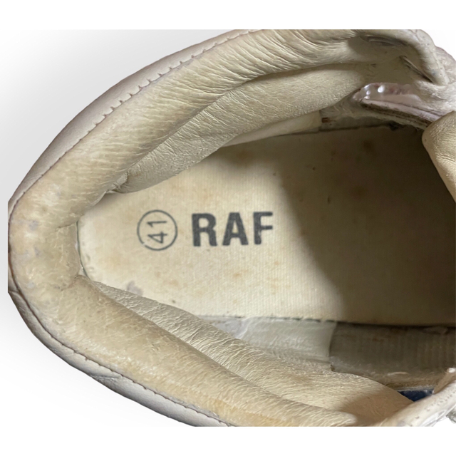 RAF SIMONS(ラフシモンズ)のアーカイブ RAF BY RAF SIMONS ホワイト レザー スニーカー メンズの靴/シューズ(スニーカー)の商品写真