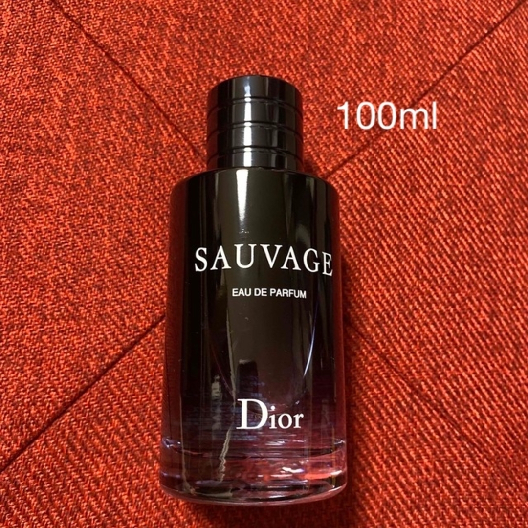 Dior(ディオール)の美品　ディオール　ソヴァージュ オードゥ パルファン　100ml  値下不可 コスメ/美容の香水(香水(男性用))の商品写真