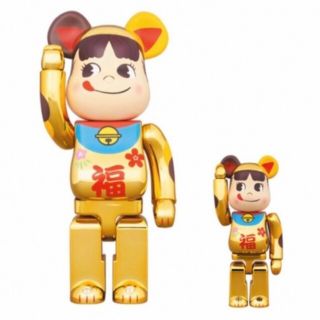 ベアブリック(BE@RBRICK)のBE@RBRICK 招き猫ペコちゃん 福 金メッキ 100％ & 400％(その他)