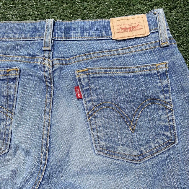 Levi's(リーバイス)のリーバイス 518Mサイズライトブルーデニムジーンズフレア ブーツカットメキシコ メンズのパンツ(デニム/ジーンズ)の商品写真