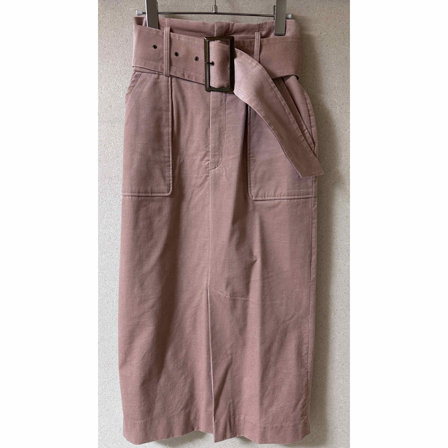Lily Brown(リリーブラウン)のLily Brown リリーブラウン ベルト付きタイトスカート ピンク レディースのスカート(ロングスカート)の商品写真