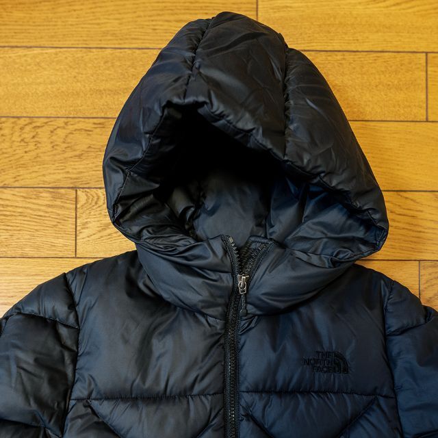 THE NORTH FACE(ザノースフェイス)のザ・ノース・フェイス　 タンバコシフーディー　NDW91204　Mサイズ レディースのジャケット/アウター(ダウンジャケット)の商品写真