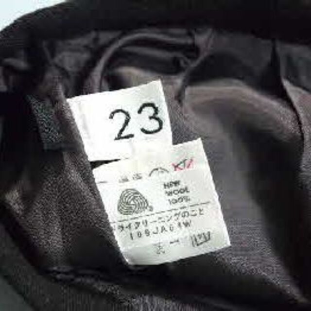 23区(ニジュウサンク)の23区　スカート　タイト　ミニ　S　こげ茶　秋　冬　スーツ レディースのスカート(ミニスカート)の商品写真