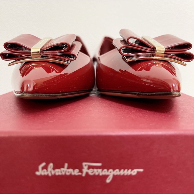 Salvatore Ferragamo - 新品未使用 フェラガモ フラット パンプス ...