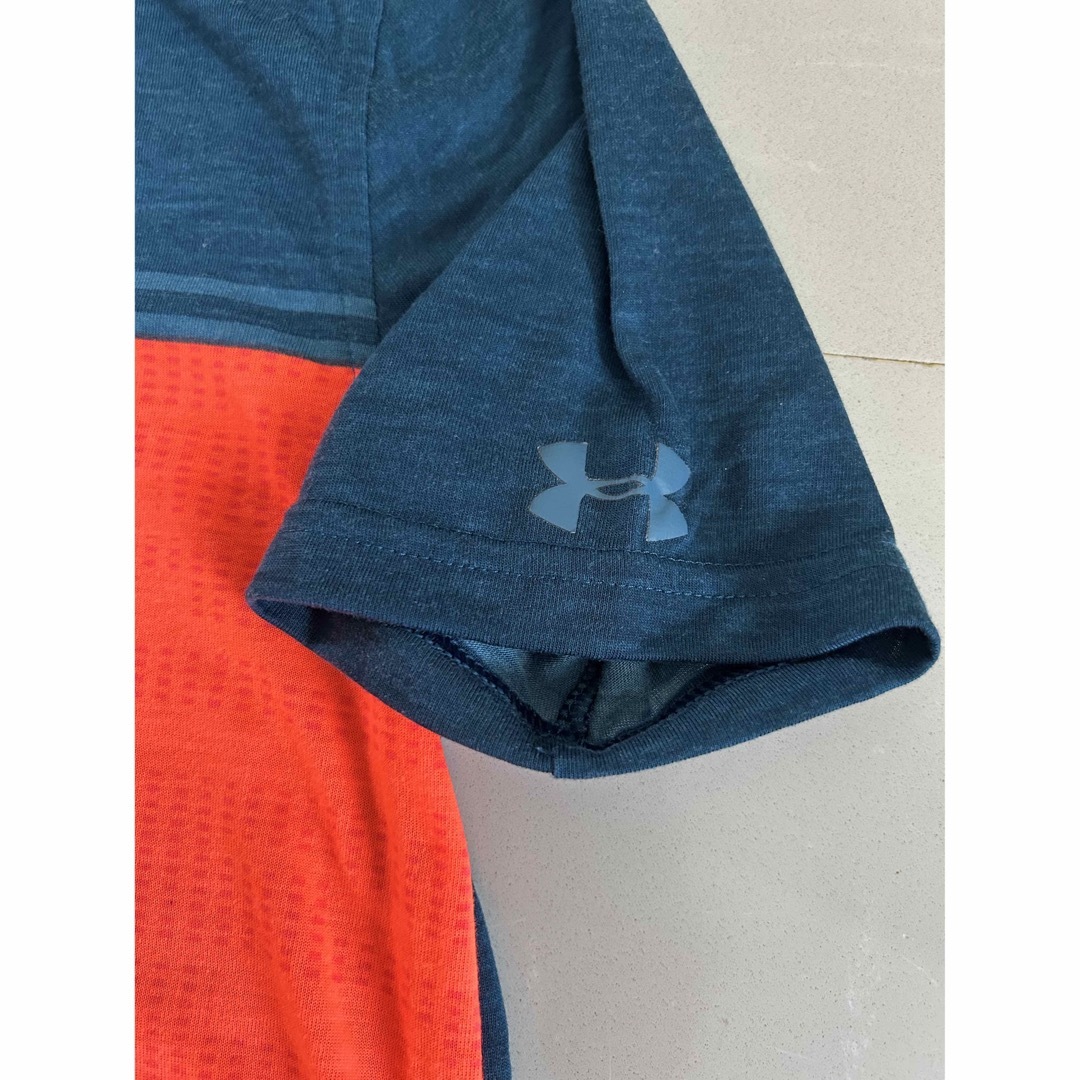 UNDER ARMOUR(アンダーアーマー)のUNDER ARMOUR アンダーアーマー　160cm ジュニア　半袖Tシャツ キッズ/ベビー/マタニティのキッズ服男の子用(90cm~)(Tシャツ/カットソー)の商品写真