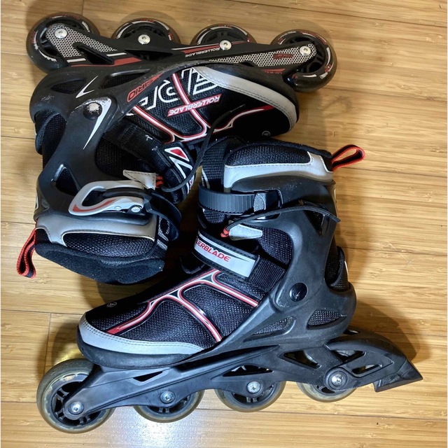 Rollerblade(ローラーブレード)の【必見！デザイン！ローラー？】25㎝　インラインスケート（ローラーブレード） スポーツ/アウトドアのスポーツ/アウトドア その他(その他)の商品写真