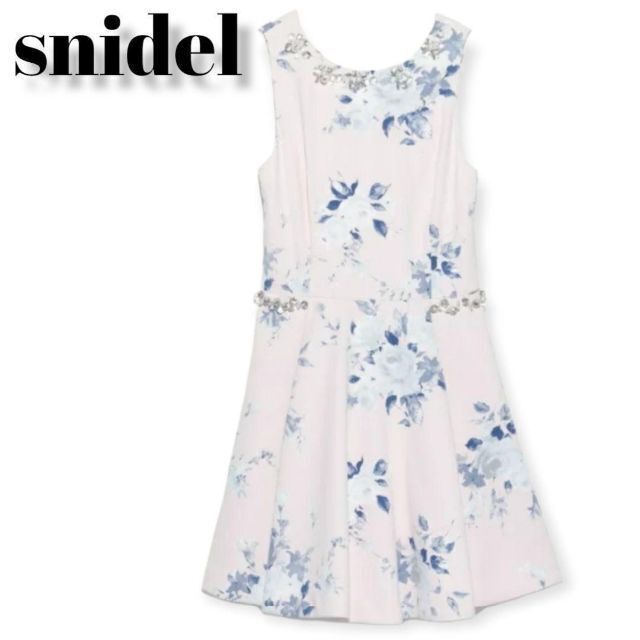 SNIDEL(スナイデル)の【新入荷】snidel　ペイント　フラワー　ビジュ　ワンピース　レディース服 レディースのワンピース(ひざ丈ワンピース)の商品写真