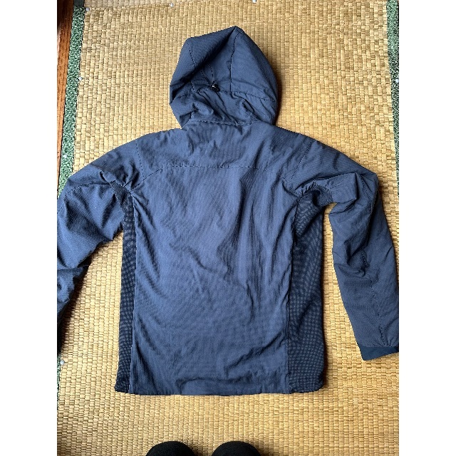 美品 アークテリクス Atom Lt Hoody XS ネイビー - マウンテンパーカー