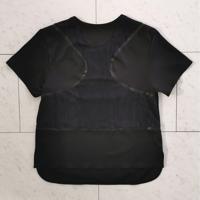 adidas by Stella McCartney(アディダスバイステラマッカートニー)のステラマッカートニー　半袖Tシャ OT ブラック黒 レディースのトップス(Tシャツ(半袖/袖なし))の商品写真