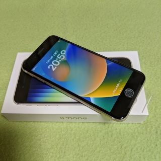 ☆未使用☆iPhone SE 第3世代☆128GB☆ホワイト☆(スマートフォン本体)