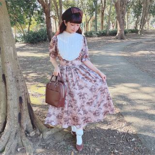 シマムラ(しまむら)の新品タグ付き★しまむら★青木美沙子さんコラボ★トワルドジュイワンピースM★ピンク(ロングワンピース/マキシワンピース)