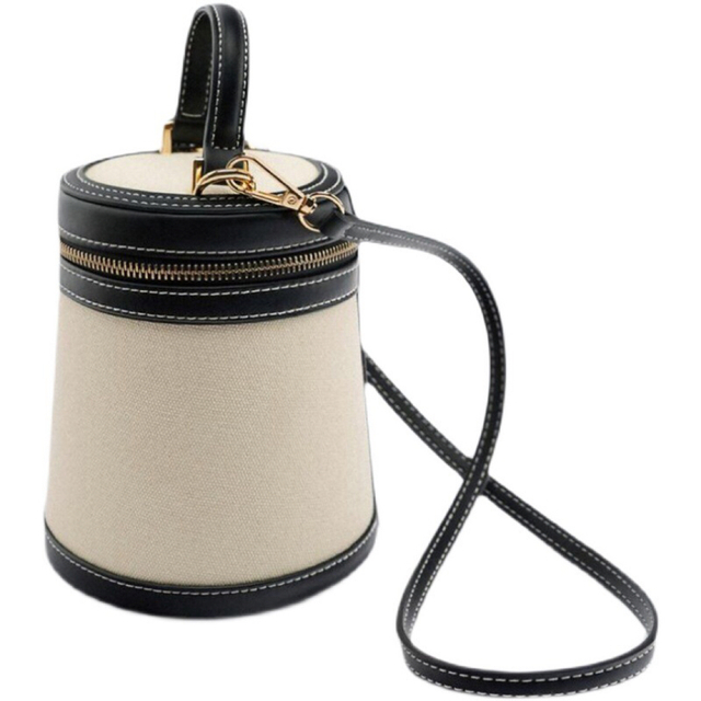 ❤️ 新品未使用❤️ ZARA コントラストボックスバッグ ショルダー レディースのバッグ(ショルダーバッグ)の商品写真
