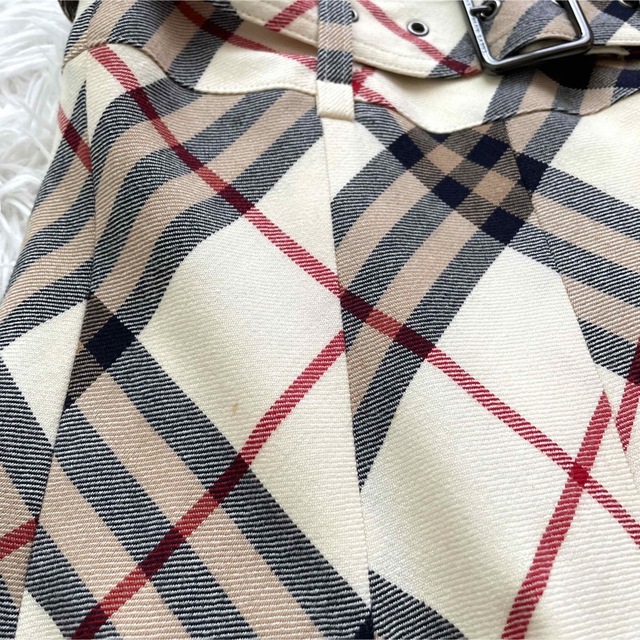 BURBERRY BLUE LABEL(バーバリーブルーレーベル)のぽっちゃん様専用     激レア♪バーバリーブルーレーベル/メガチェック レディースのスカート(ひざ丈スカート)の商品写真