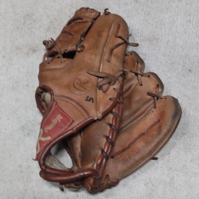 Rawlings(ローリングス)の野球グローブ軟式 スポーツ/アウトドアの野球(グローブ)の商品写真